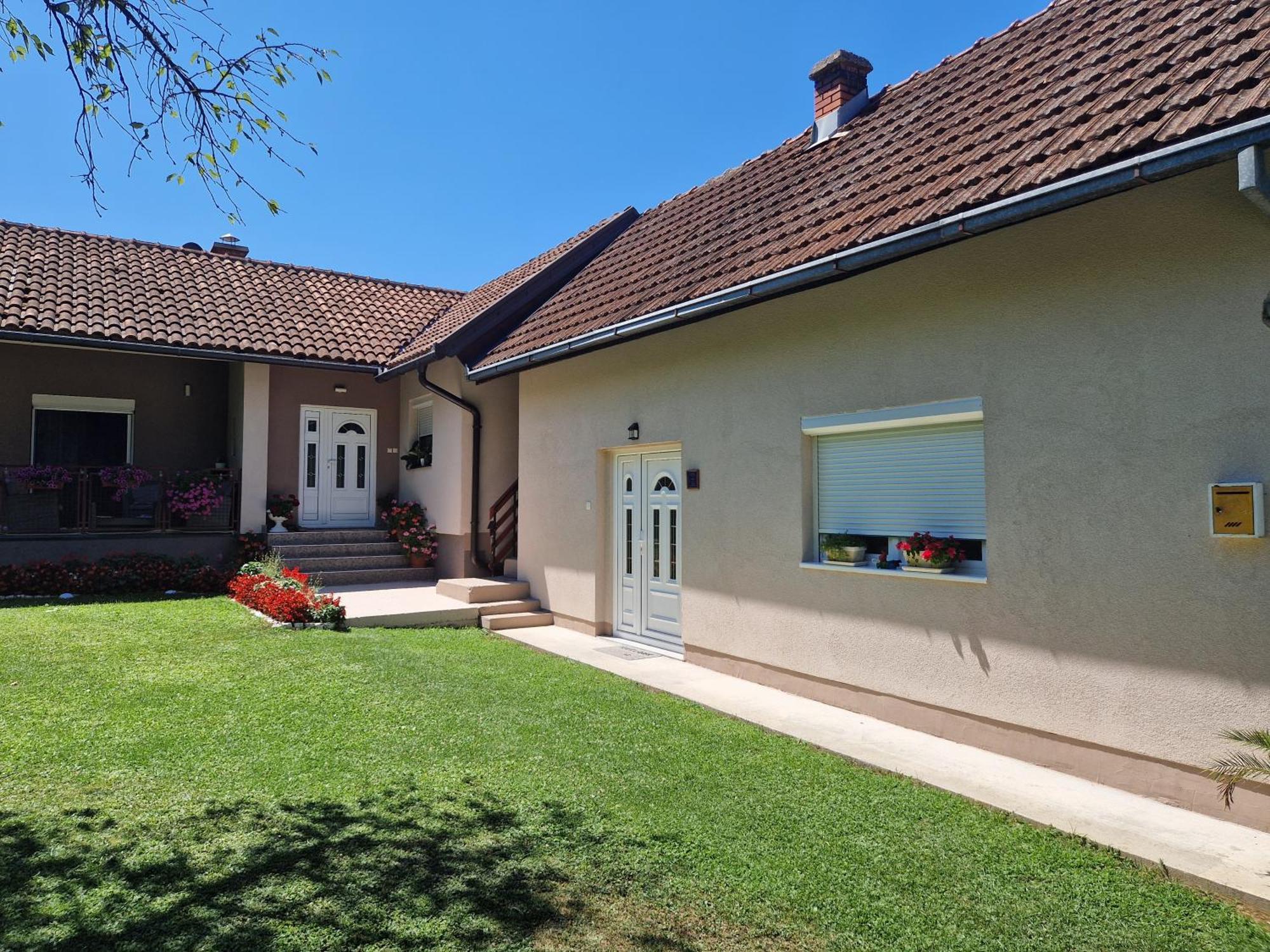 Kuca Za Odmor Dm Villa Баина Баща Екстериор снимка